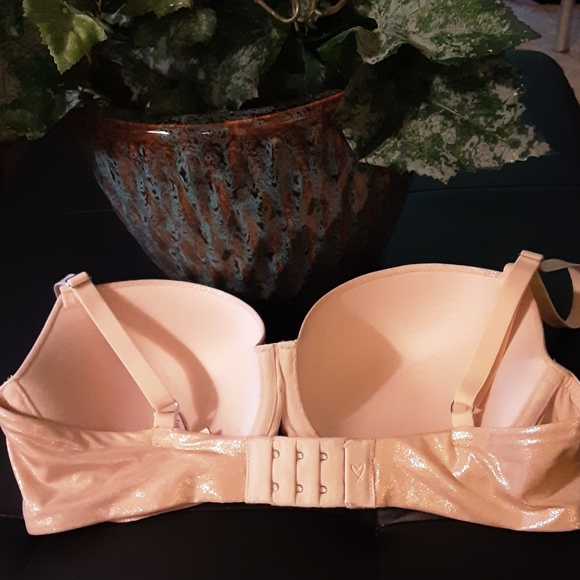 NWOT DREAM ANGEL V.S. SET 34D SMALL - Picture 4 of 4